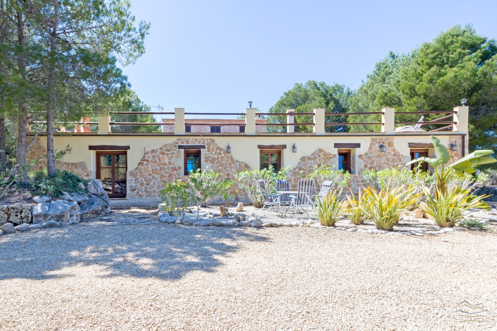 Finca de campo con vistas panorámicas en venta en Jávea.