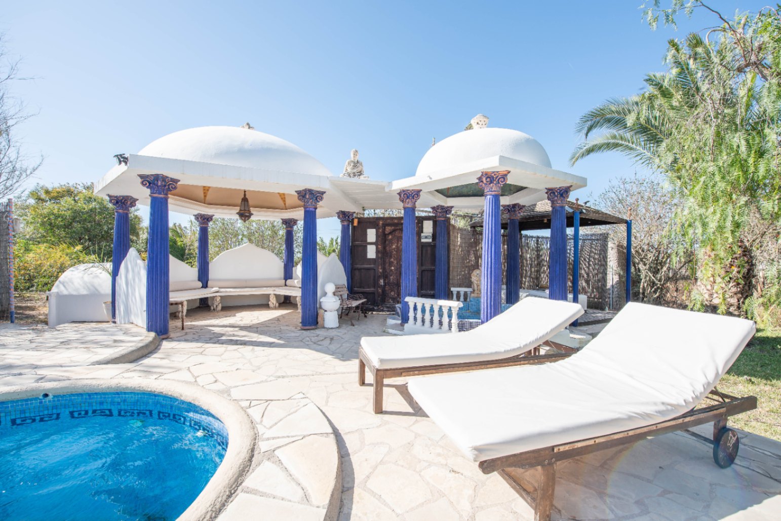 Luxusvilla in Ibiza mit 6 Schlafzimmern und modernem Pool