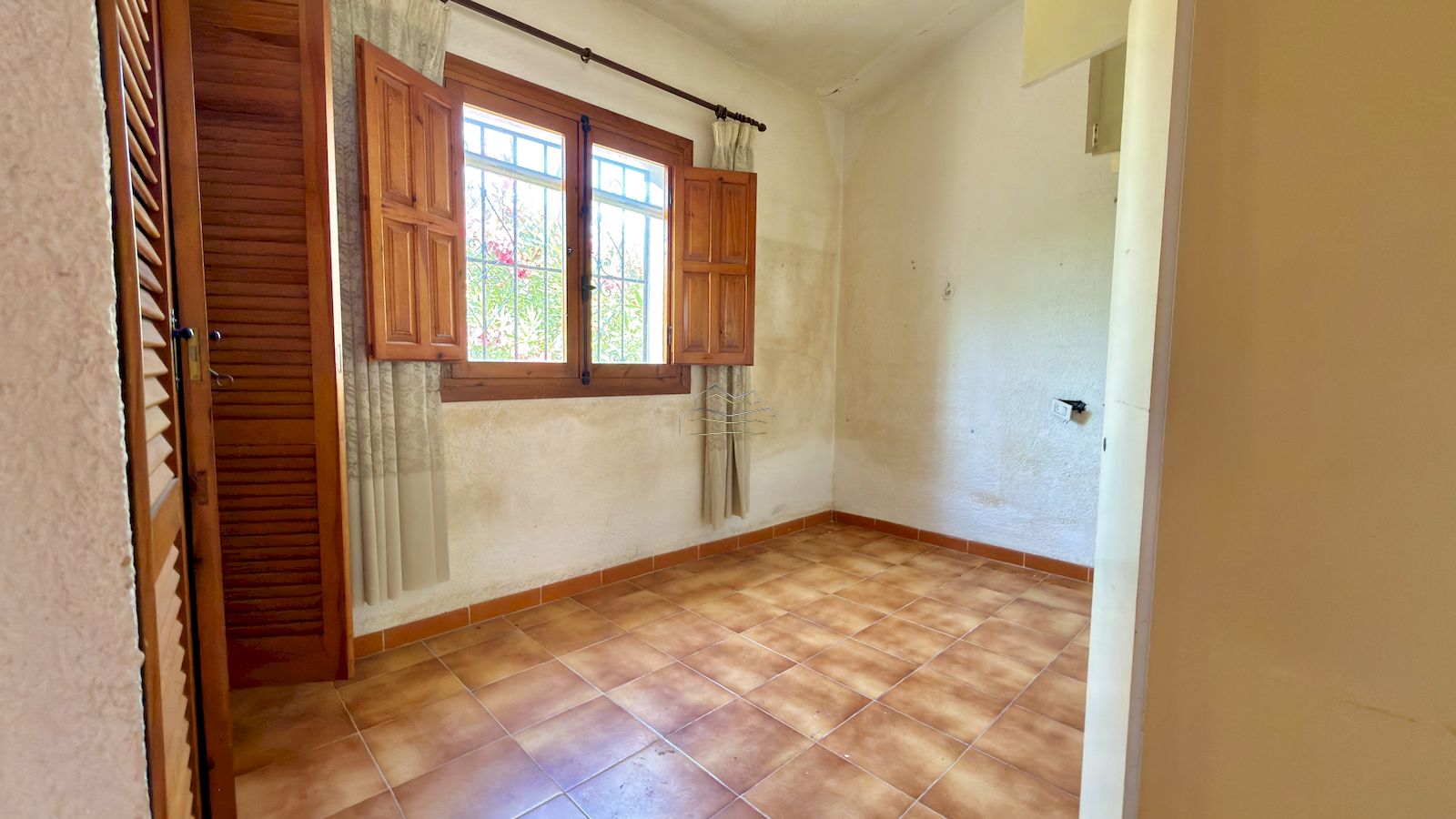 Chalet zur Renovierung zu verkaufen im Tosalet von Javea