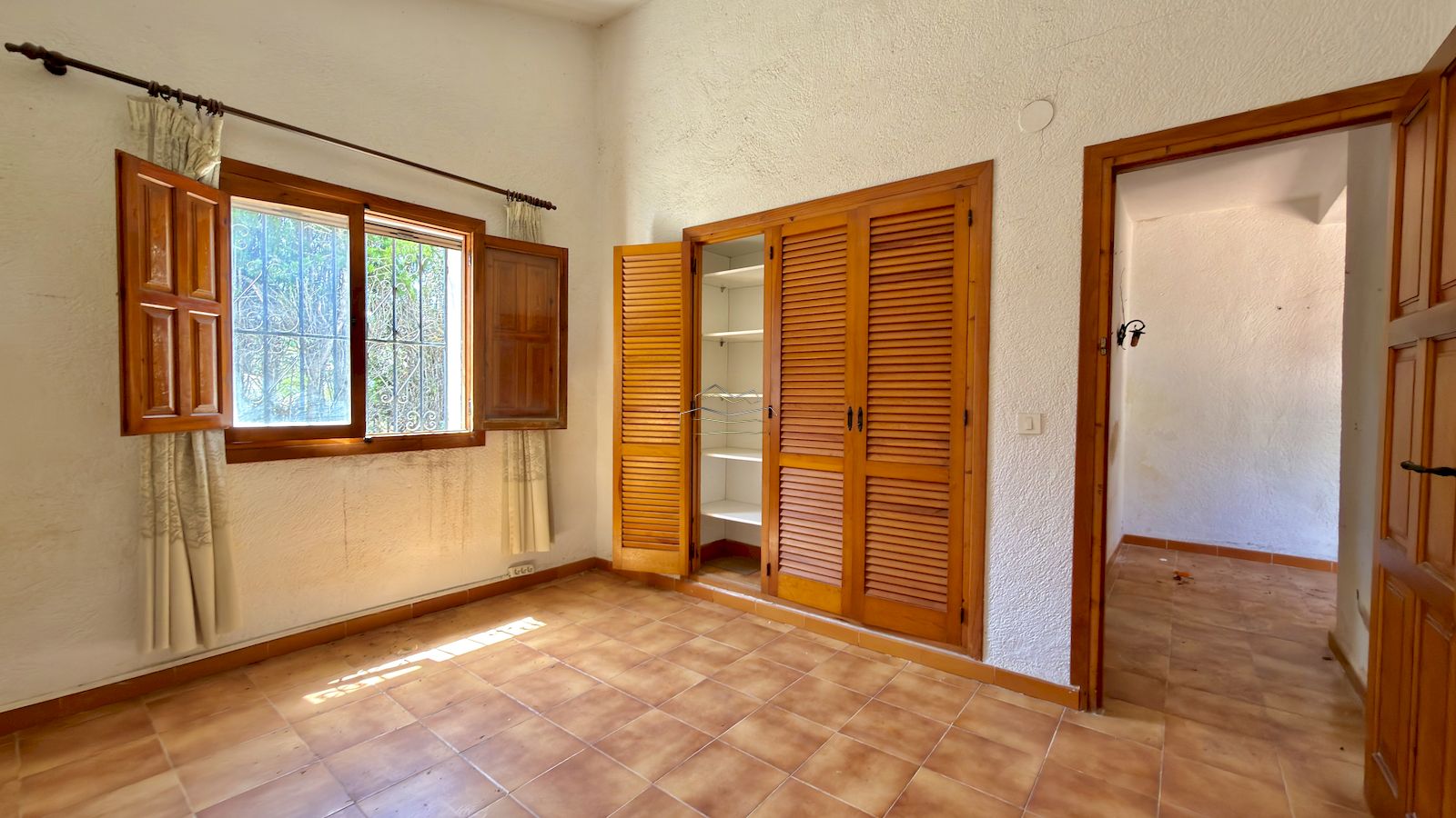 Chalet zur Renovierung zu verkaufen im Tosalet von Javea