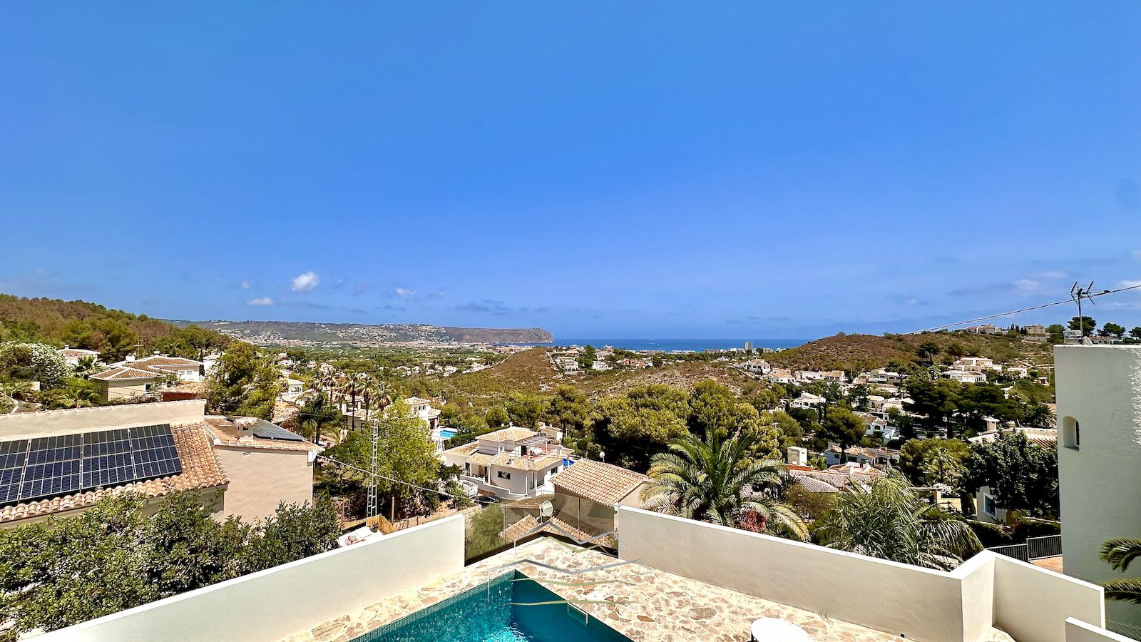 Villa zu verkaufen mit Meerblick in Adsubia Javea - Costa Blanca