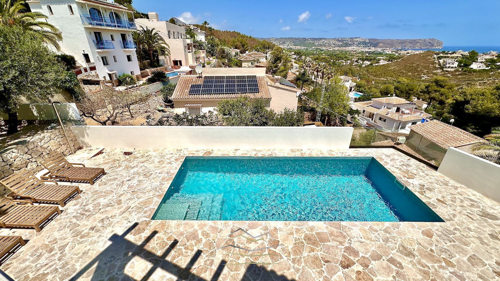 Villa zu verkaufen mit Meerblick in Adsubia Javea - Costa Blanca