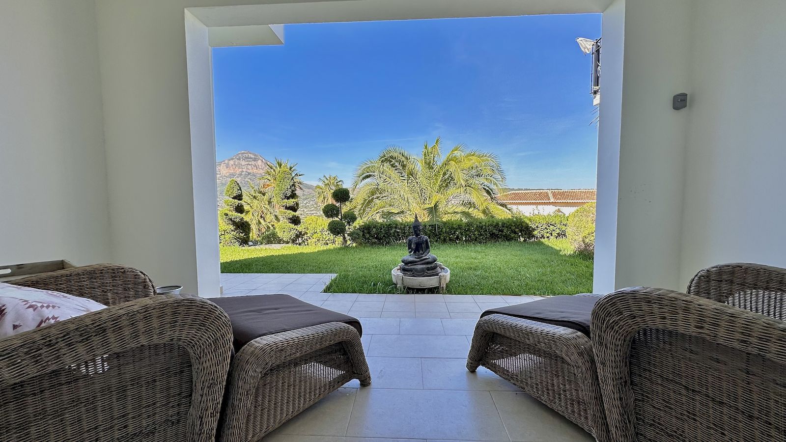 Ausgezeichnete Villa zum Verkauf mit Meerblick in Piver - Javea