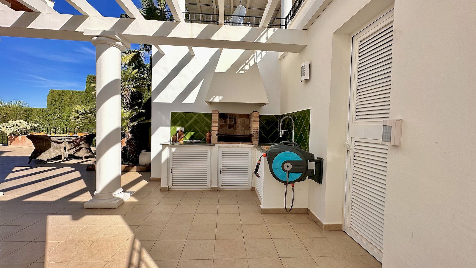Ausgezeichnete Villa zum Verkauf mit Meerblick in Piver - Javea
