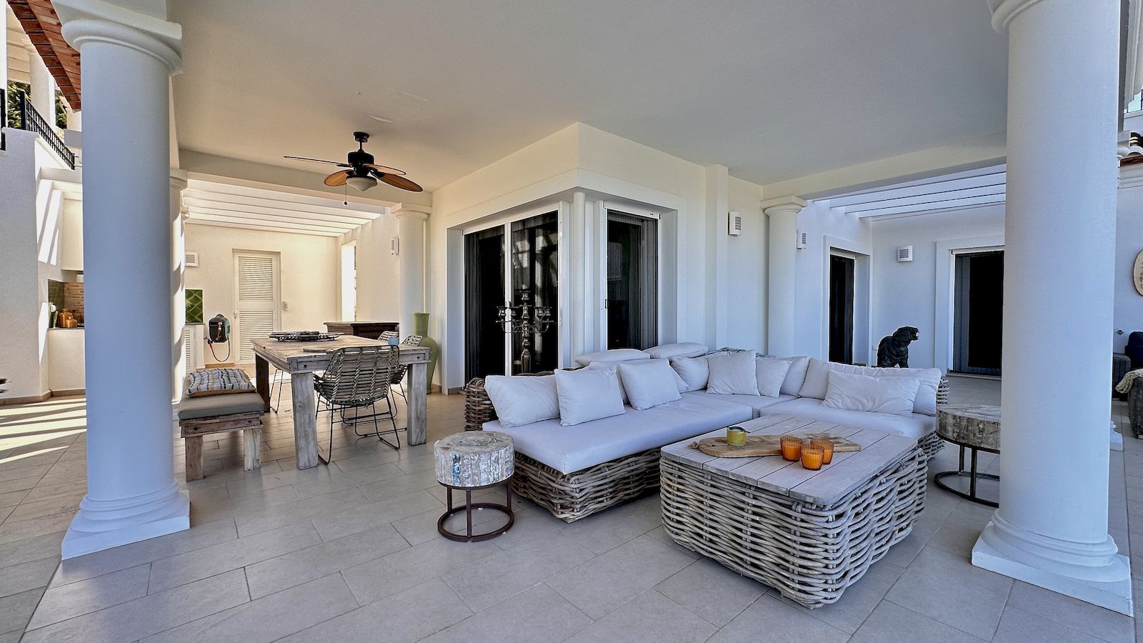 Ausgezeichnete Villa zum Verkauf mit Meerblick in Piver - Javea