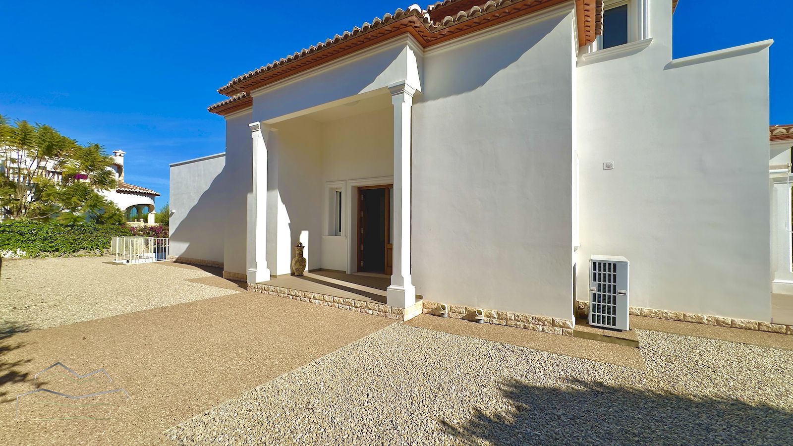 Villa zum Verkauf mit Meerblick in Pinosol - Javea