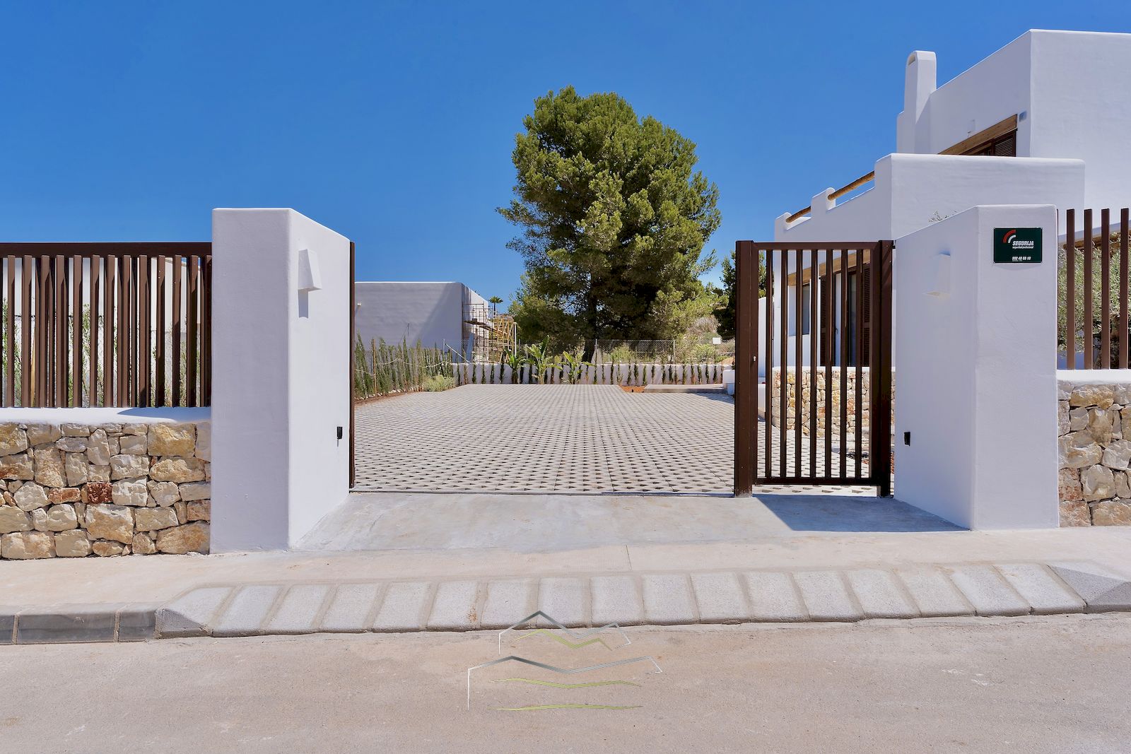 Villa im ibizenkischen Stil zum Verkauf in Javea