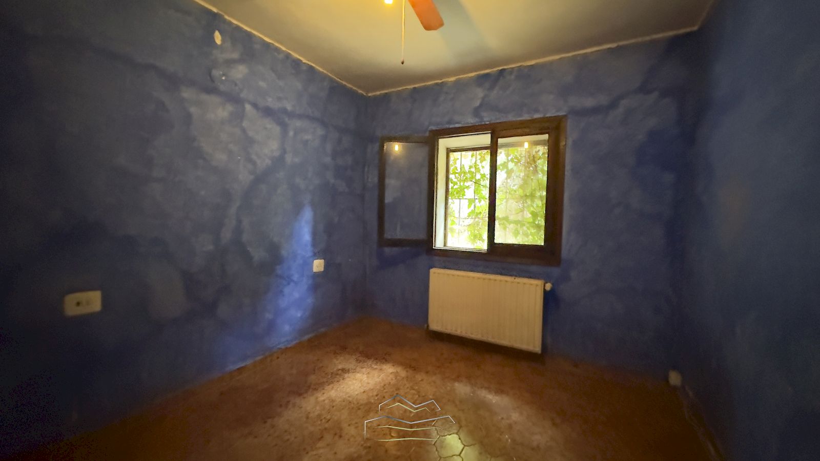 Villa zum Verkauf zum Renovieren mit Meerblick in Javea