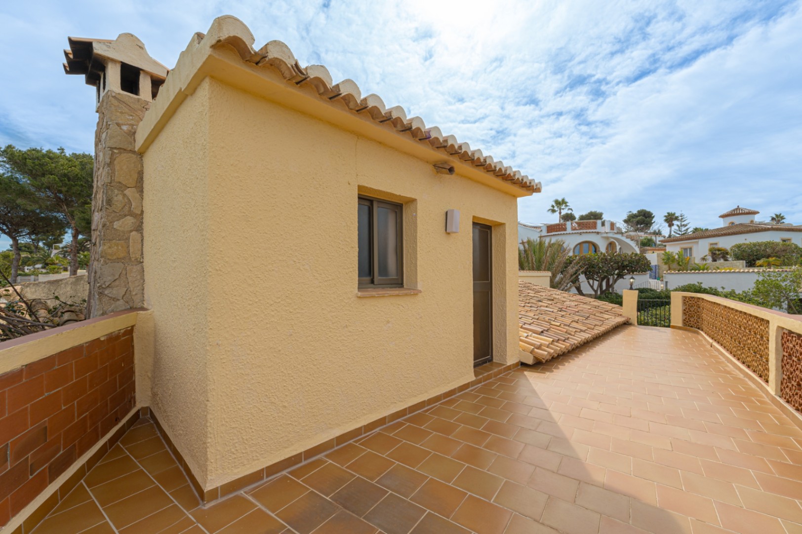 Villa zu verkaufen in Jávea mit beeindruckenden Blick auf den Montgó in Balcón al Mar