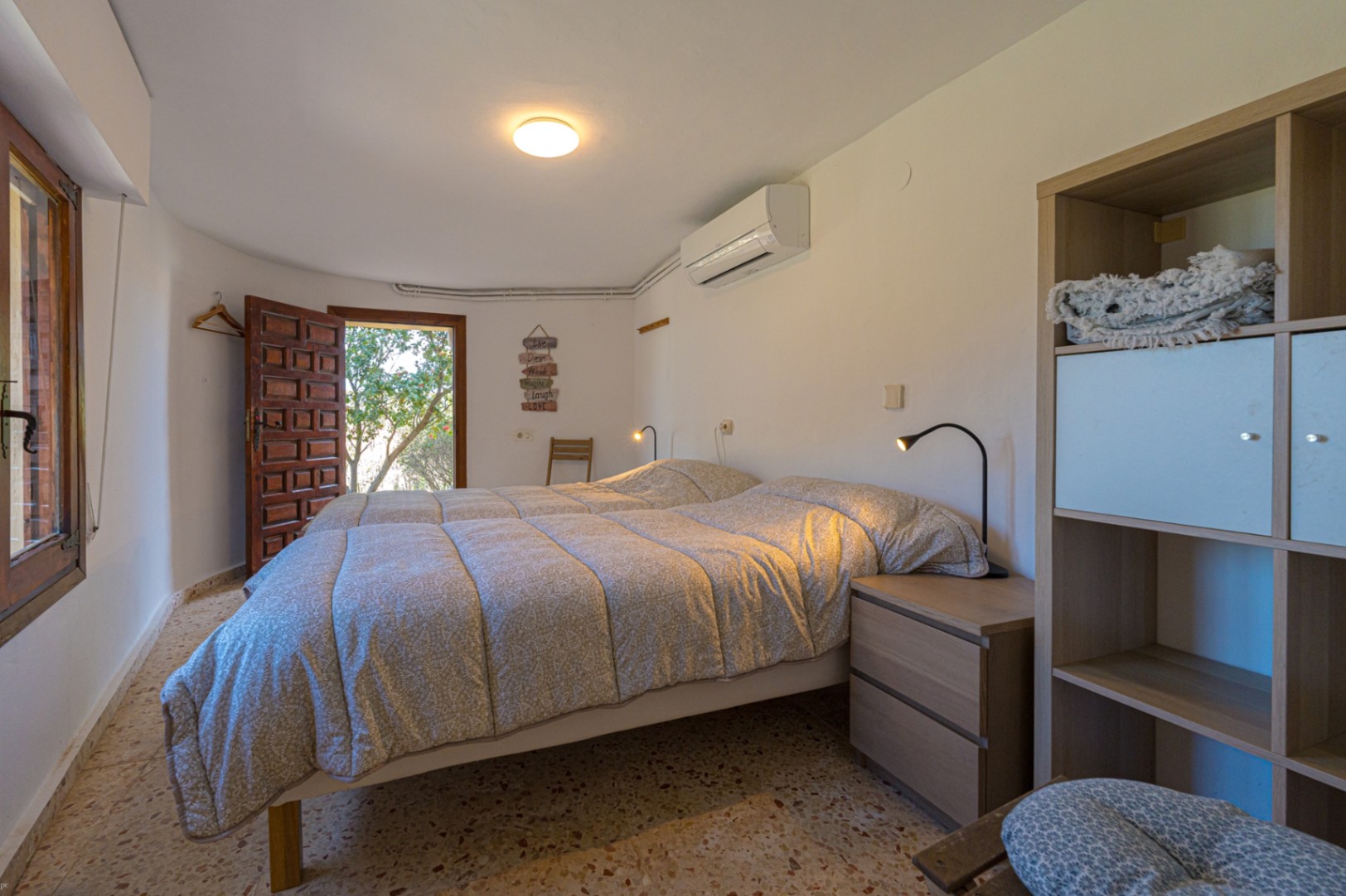 Villa zu verkaufen in Jávea mit beeindruckenden Blick auf den Montgó in Balcón al Mar