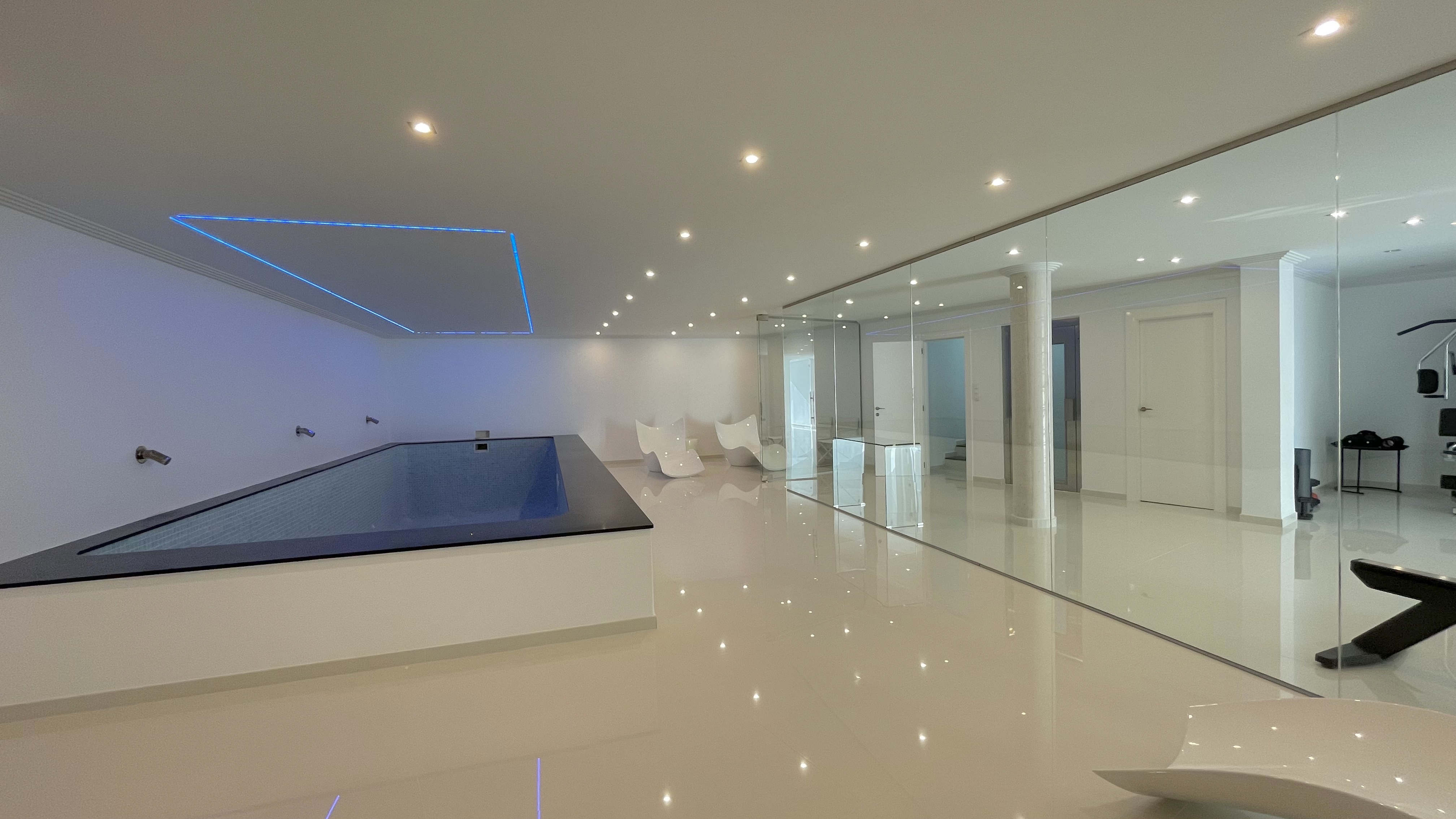 Moderne Luxusvilla zum Verkauf in Raco de Galeno - Benissa
