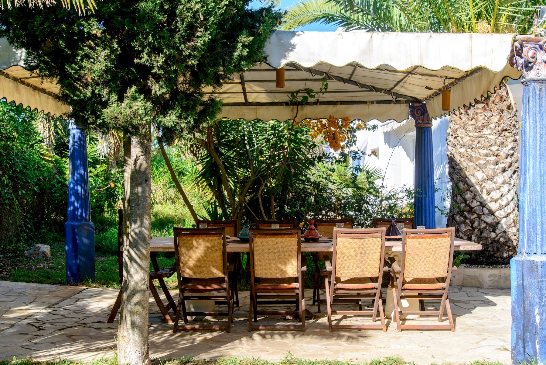 Luxusvilla im arabischen Stil zum Verkauf auf Ibiza mit Meerblick