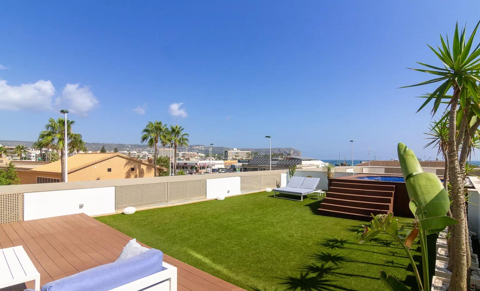Wohnung zum Verkauf mit Meerblick, privatem Pool in Playa del Arenal - Javea